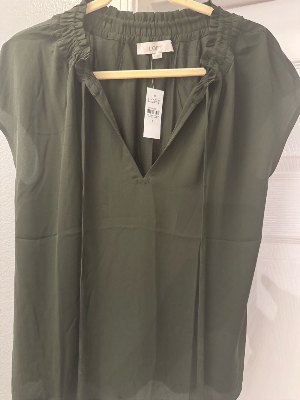 LOFT Olive Green V-Neck Blouse with Tie Front Size Small
